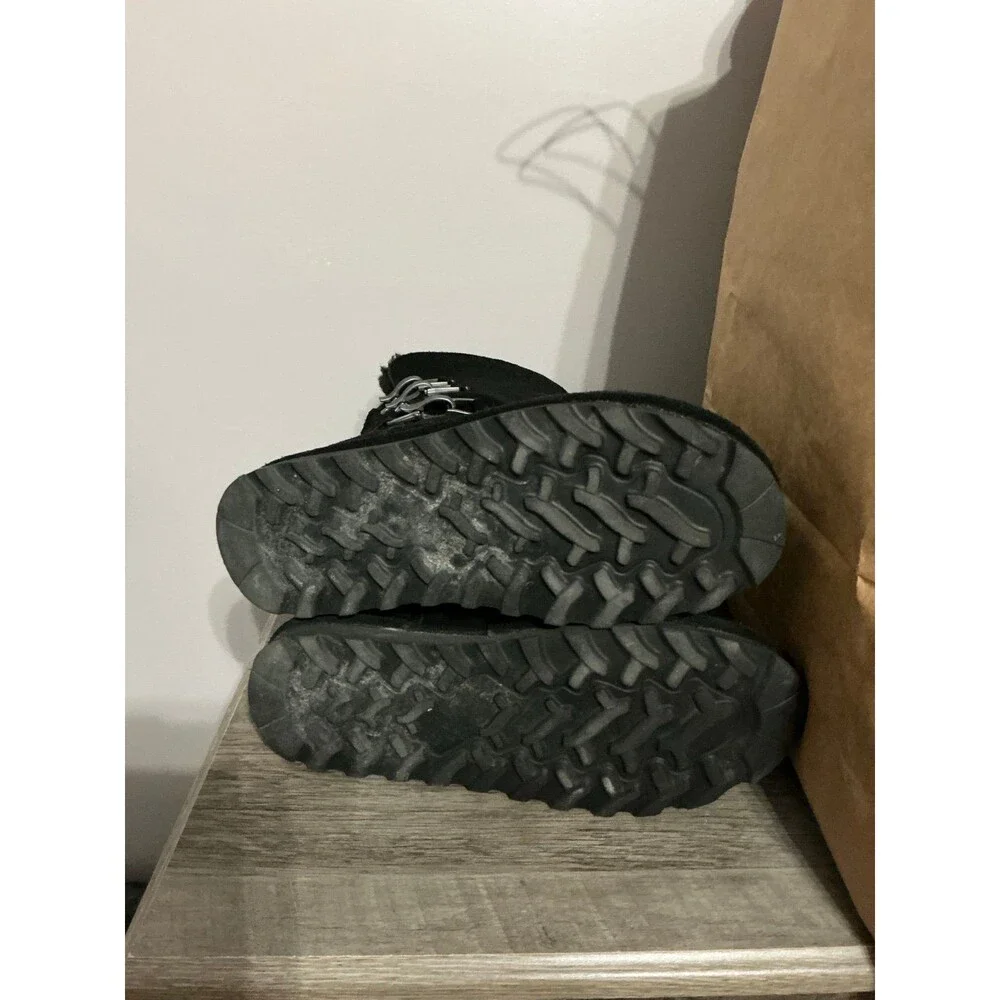 Women’s Bearpaw Boots